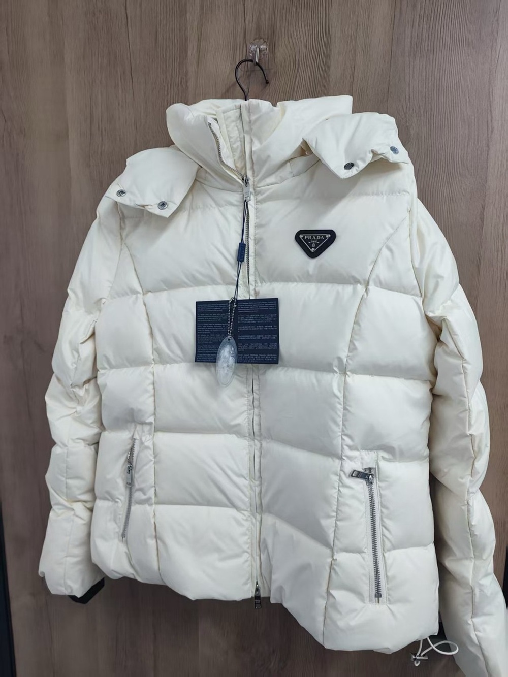 🤍Prada White Hooded Quilted Down Jacket Triangle Logo